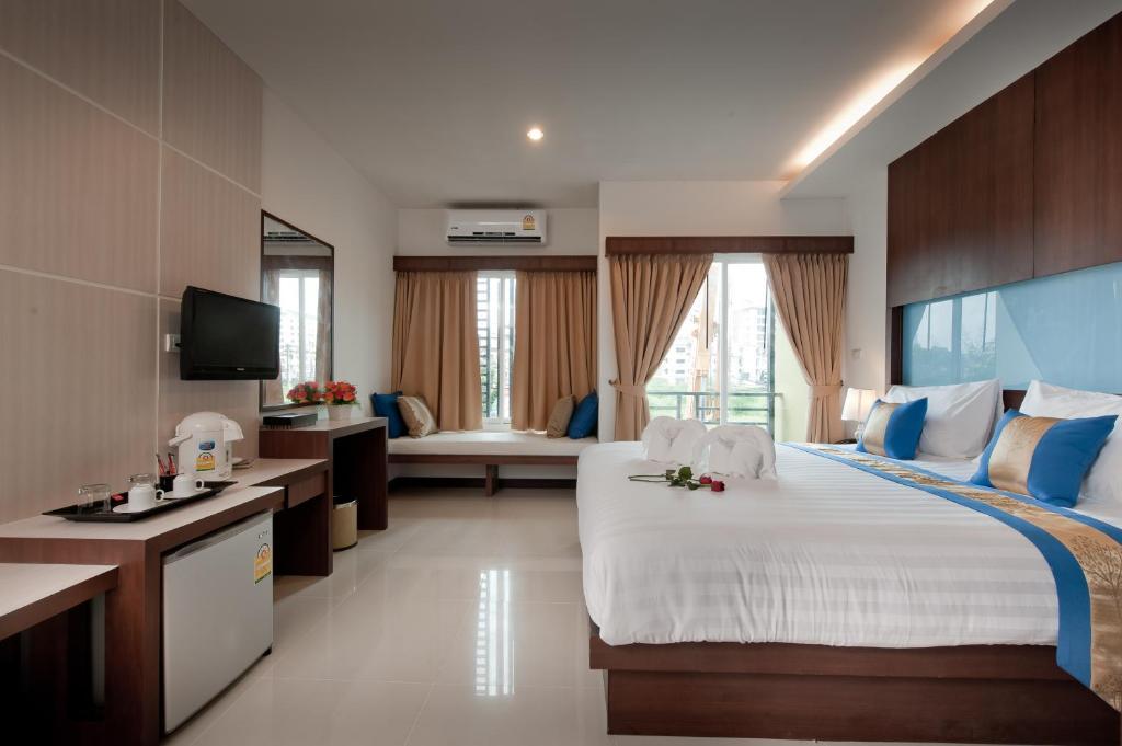 Blue Sky Hotel Patong
