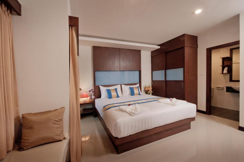 Blue Sky Hotel Patong