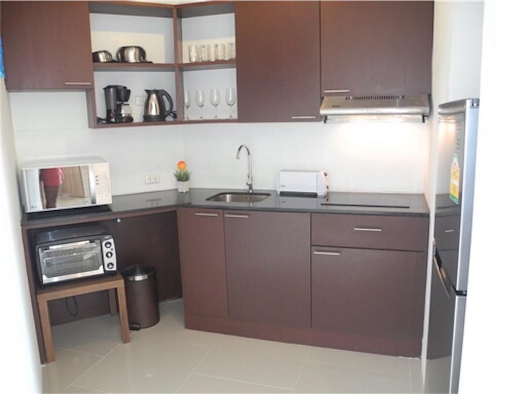 Chic Close To Apartment *
