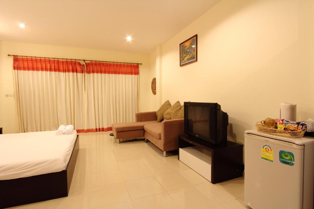 Chalong Sea View 3* Rawai