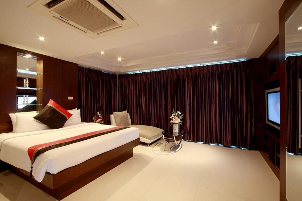 Rayaburi Club 3* Patong