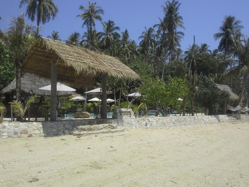 Jindarin Coconut Island