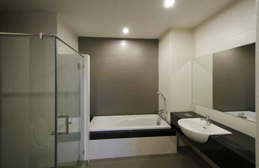 Apartment Karon Hill Luxury Residences