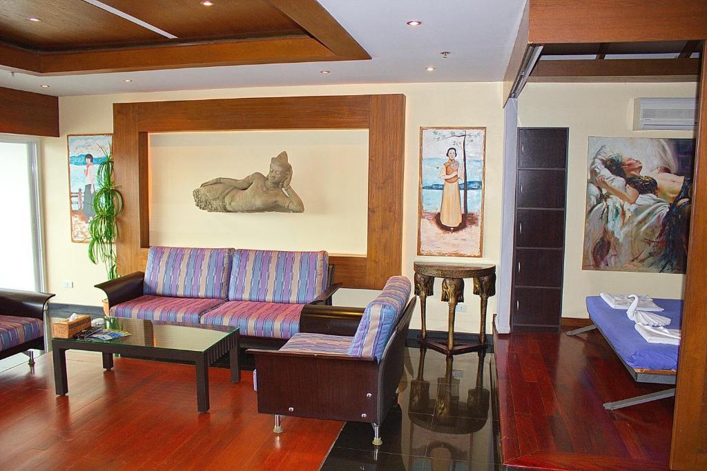 Apartment Tower Holiday Patong