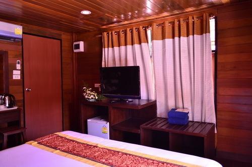 Phuket Siray Hut Ratsada