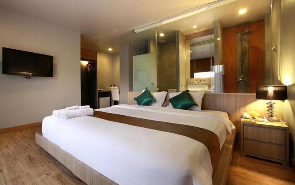 Hotel The Belle Patong