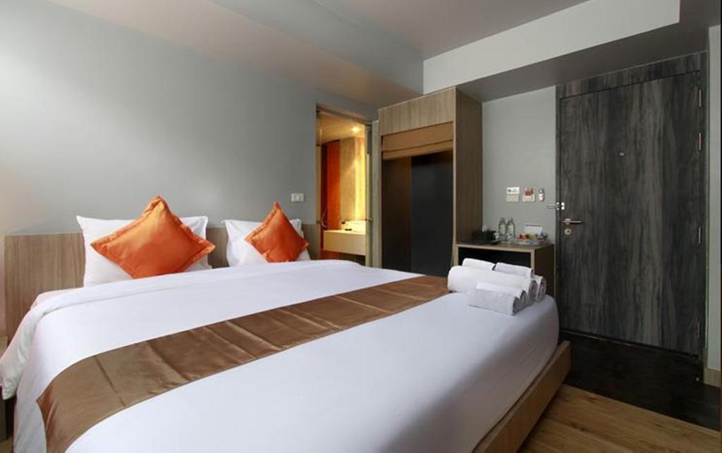 Hotel The Belle Patong