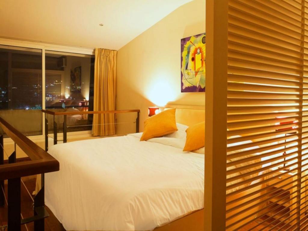 At The 9th Aparthotel Patong
