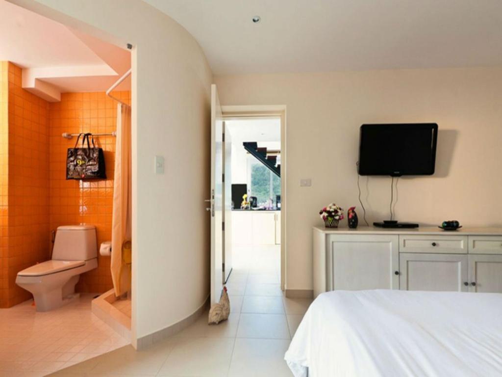 At The 9th Aparthotel 3*