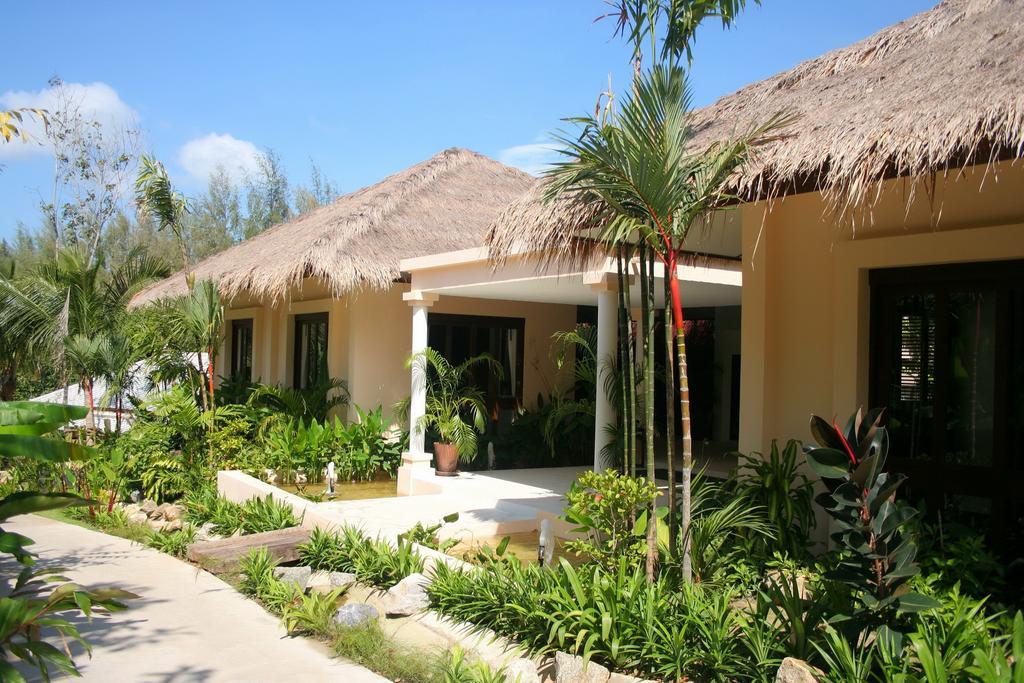 Resort Chandara & Spa, - Sha Phuket