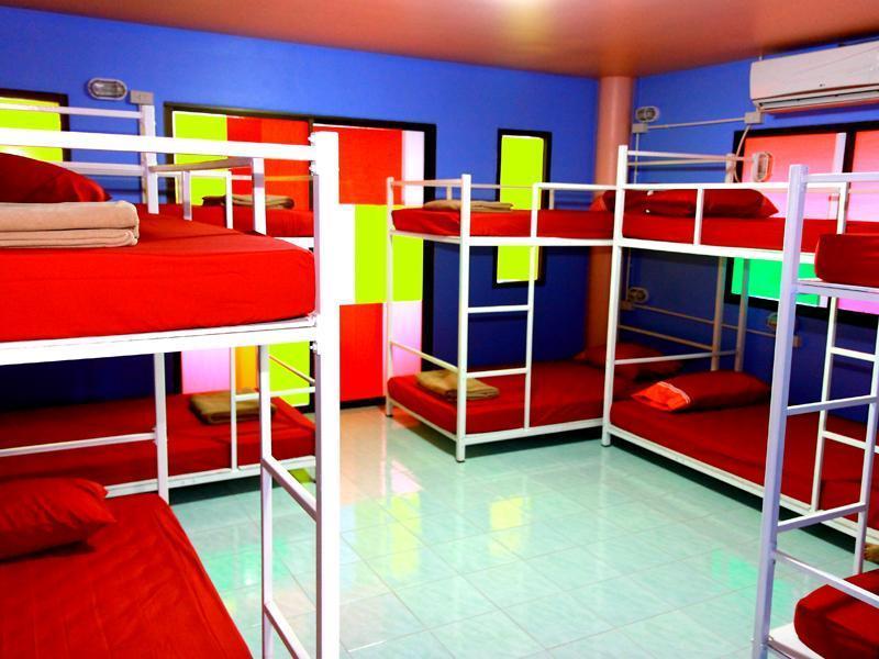 Hostel Oyo 586 I