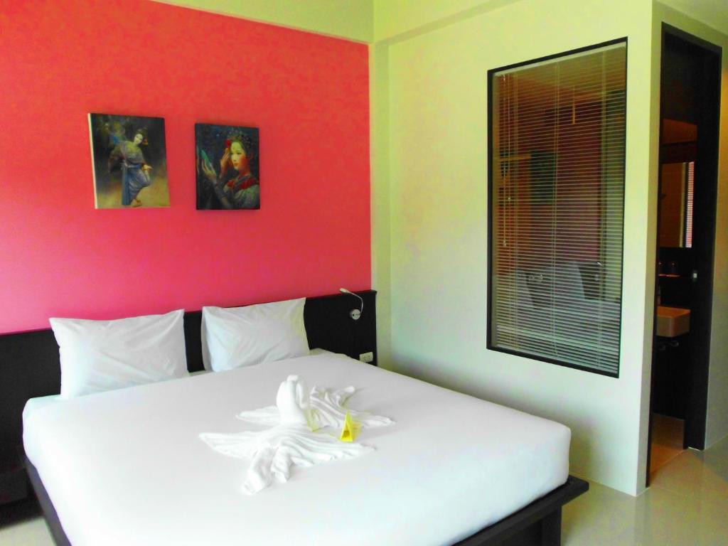 Hotel Leisure Place Phuket 3*