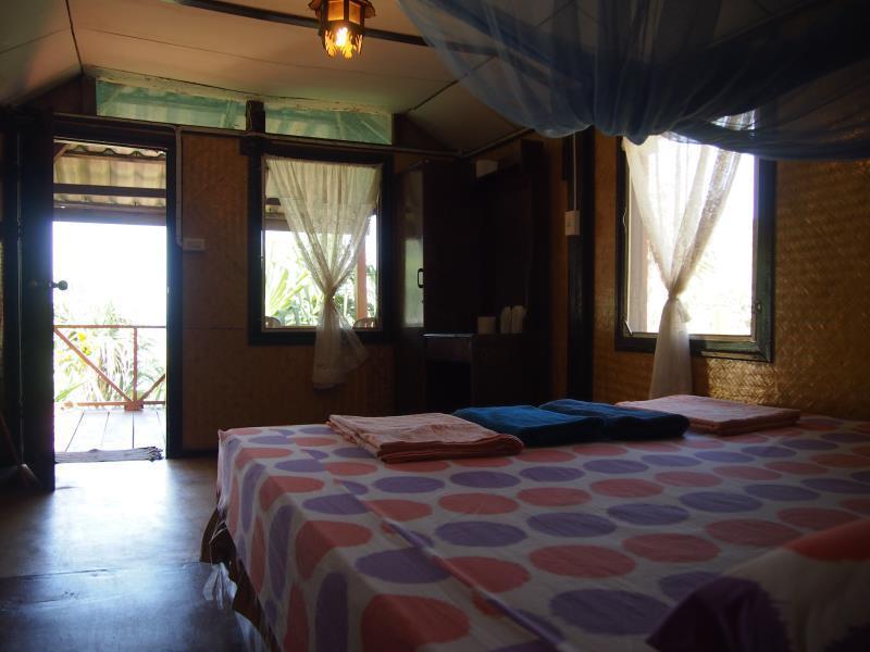 Hotel Raya