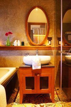 Nook Dee Boutique Resort, Beach By Andacura