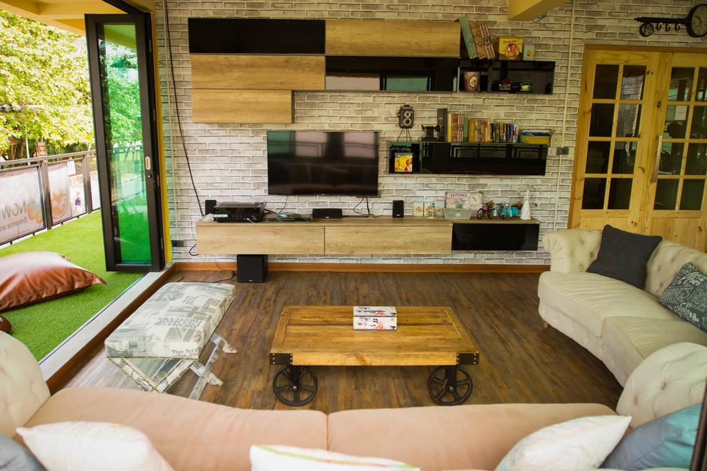Hostel Doolay Beachfront *