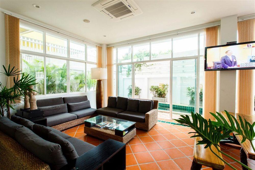 Aparthotel Chill 2*