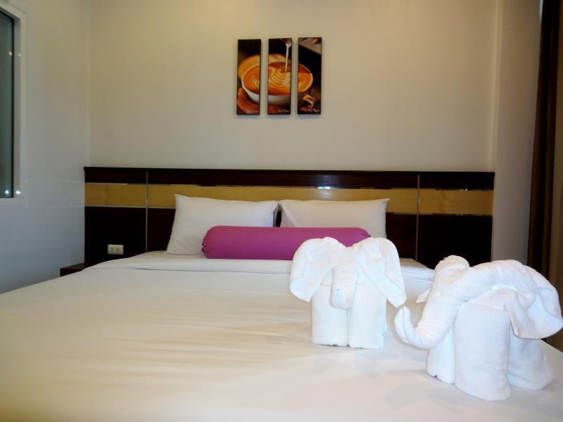 Hotel I-kroon Cafe & Patong