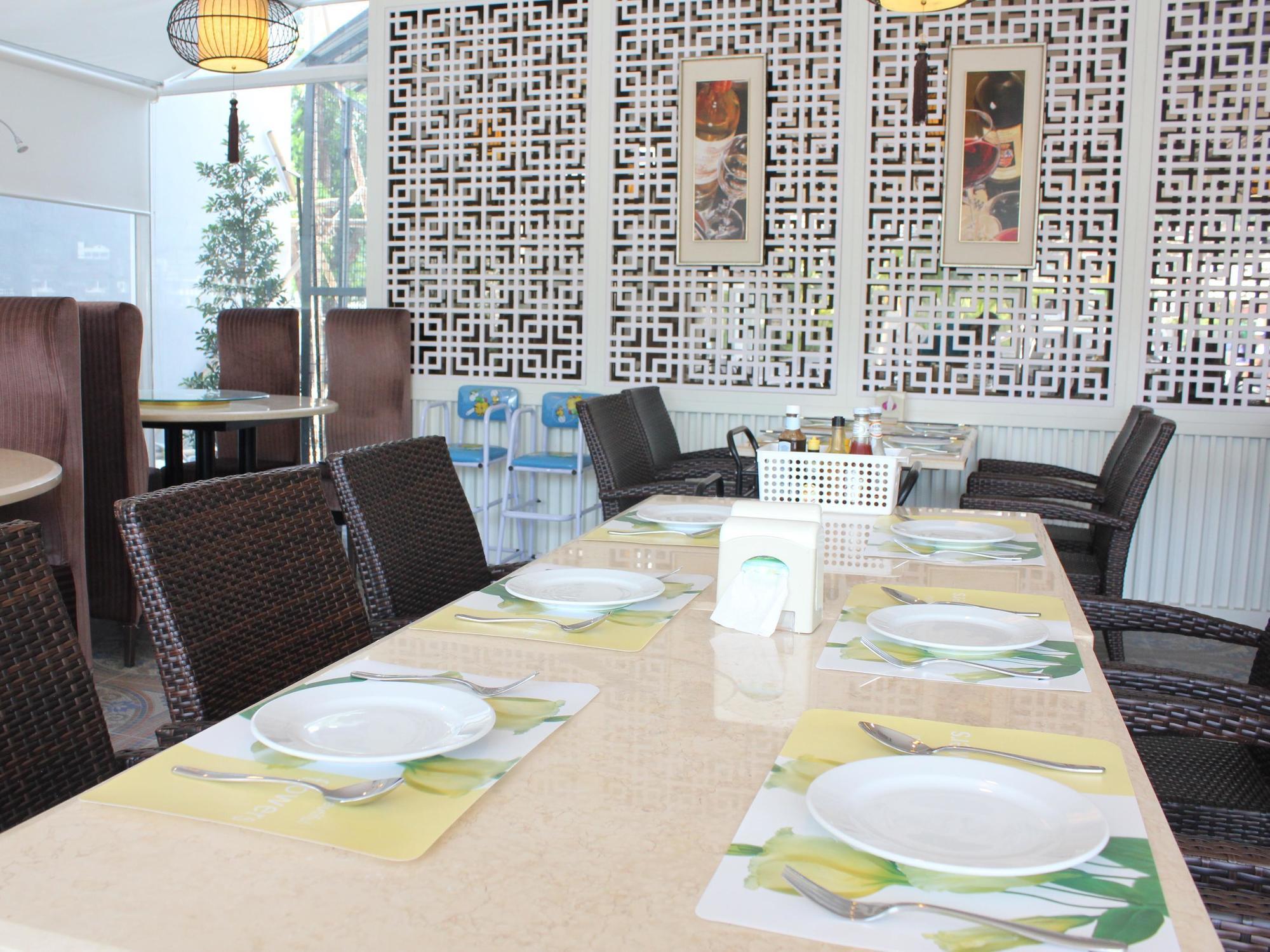 Sino Maison Hotel 3*