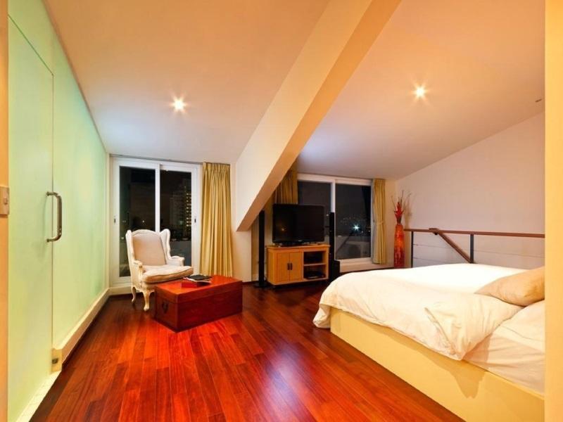 At The 9th Aparthotel