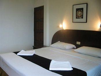Cliff Contemporary Boutique Bungalows 3* Karon