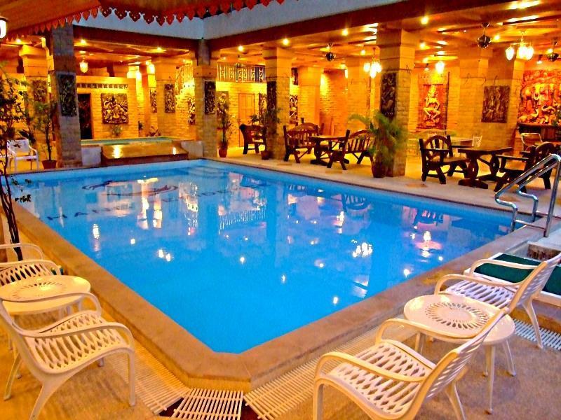 Chang Hotel