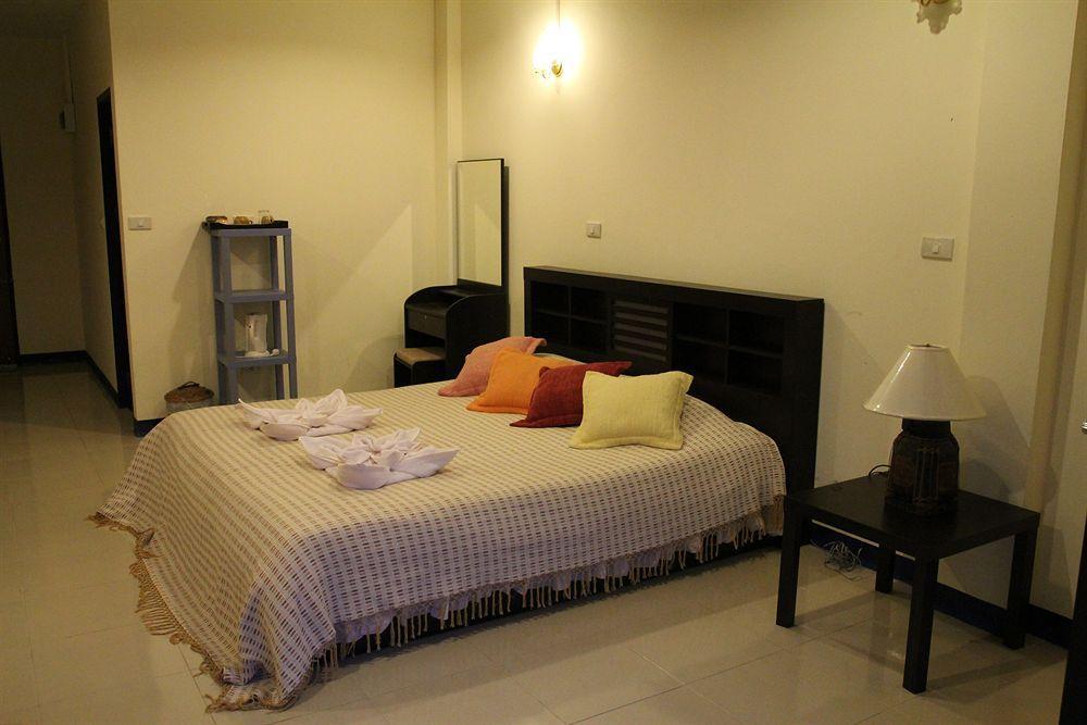 Chalong Sea View 3*