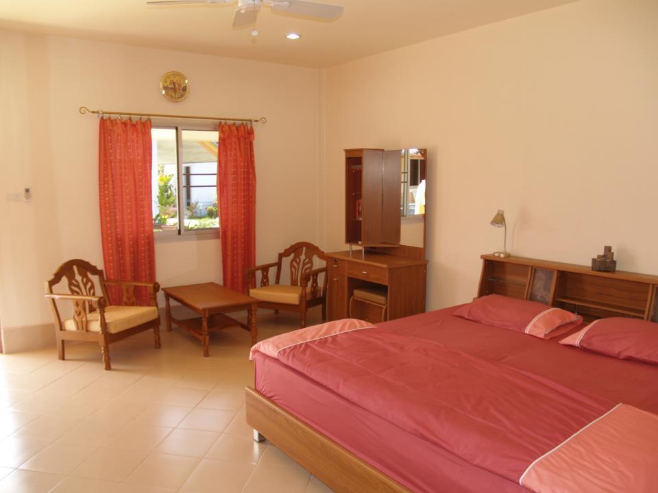 Udom Bungalow Guest house