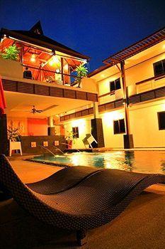 Surintra Boutique Hotel 3*