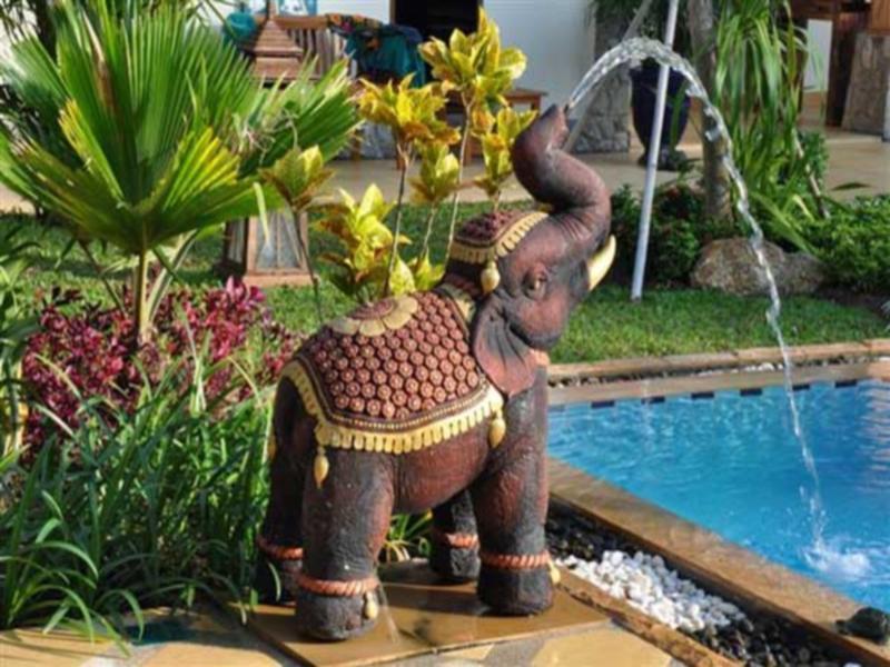Villa Angelica Bed And Breakfast In Phuket Acomodação com café da manhã  4*