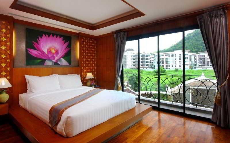 Renoir Boutique Patong