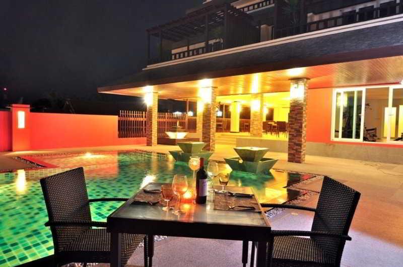 Aparthotel Ratana Hill 3*