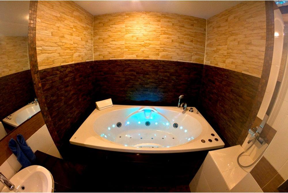 Eyes Hotel 3*