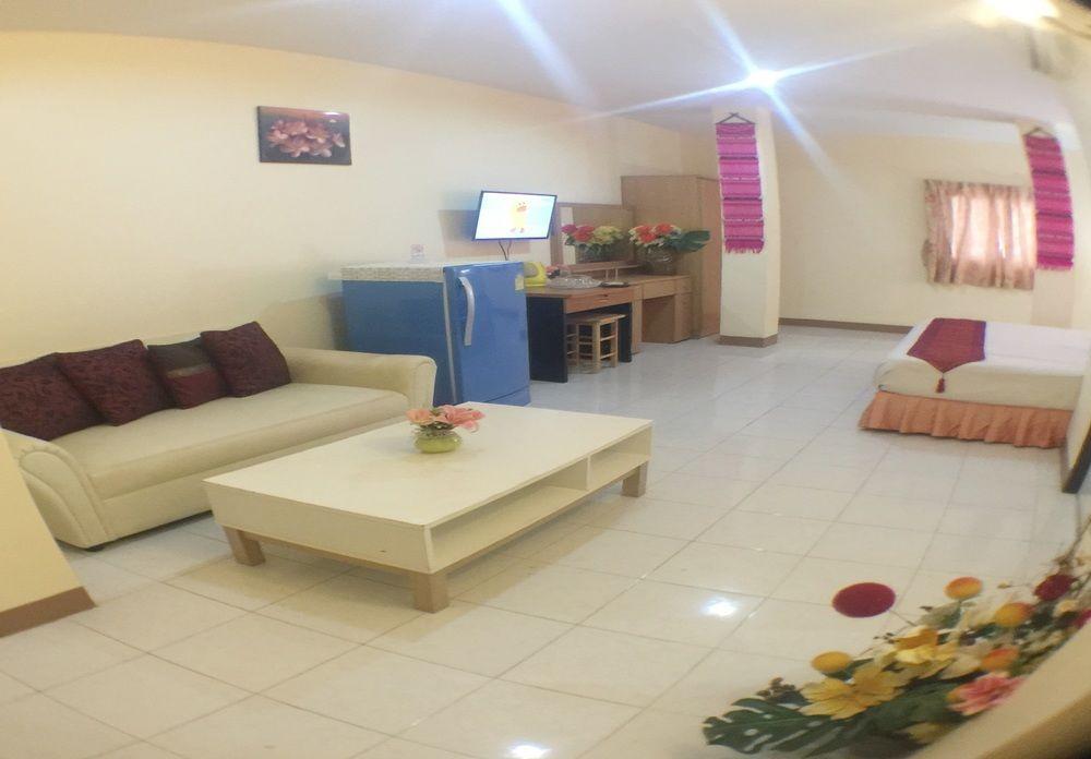 Oyo 1134 Baan Zarn Affittacamere