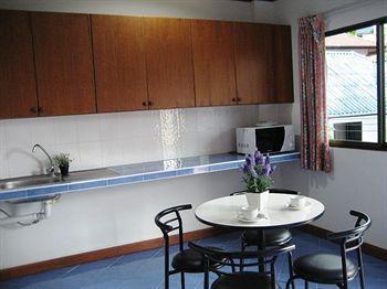 Ratana Hill Aparthotel 3*