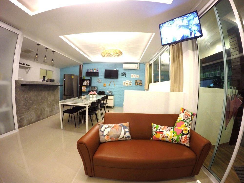 Hotel At We