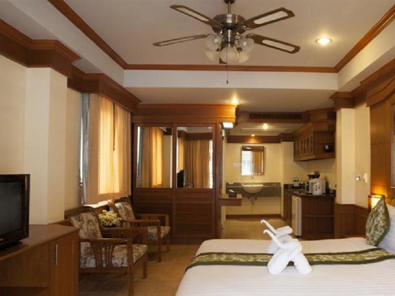 Hotel Chaba Beach 3*