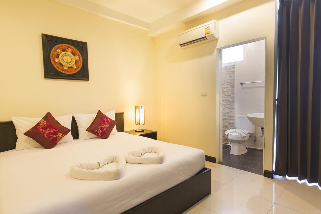 Hotel The Elegant Patong