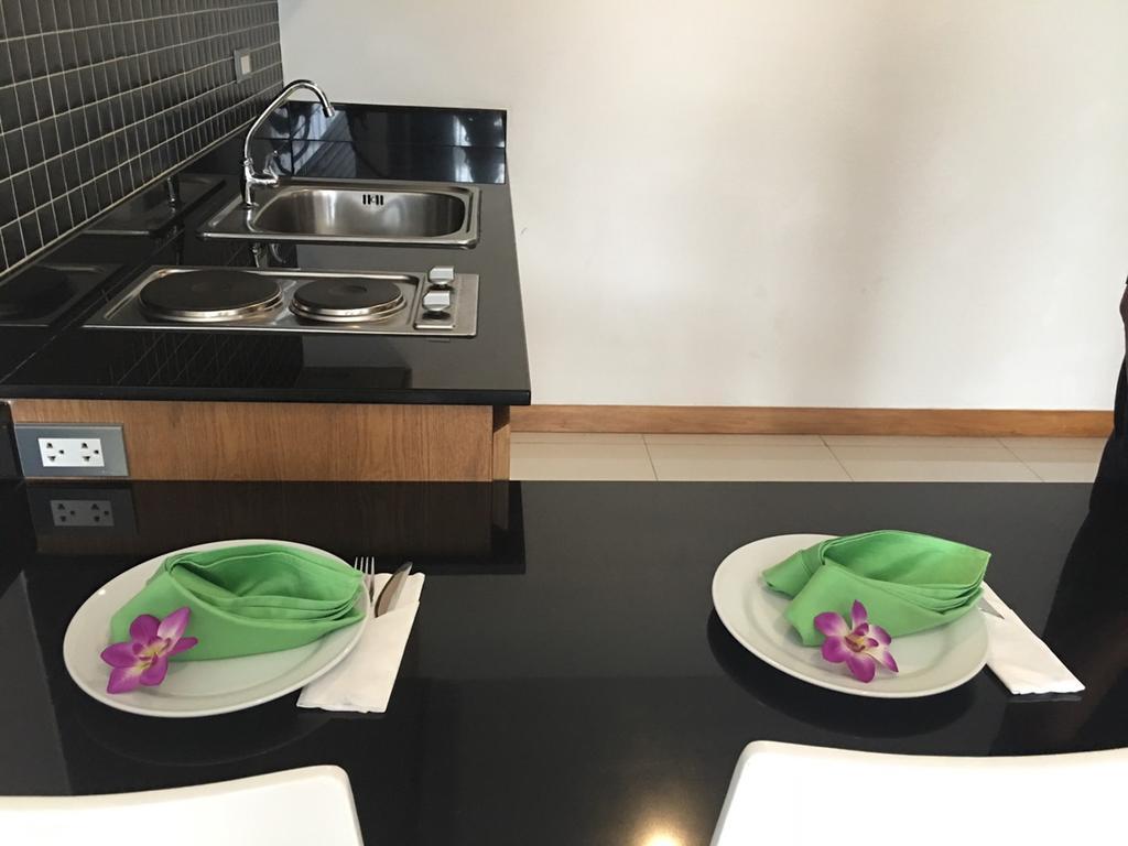 Hotel Grand Nai Harn Suites