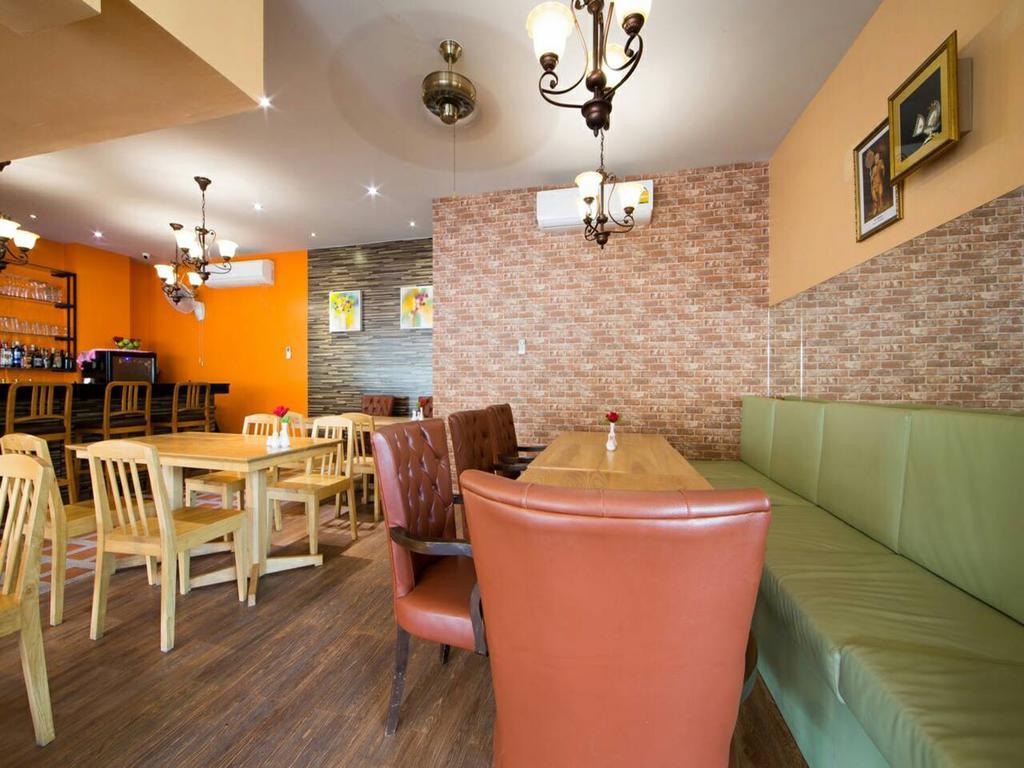 Hotel Grand Nai Harn Suites