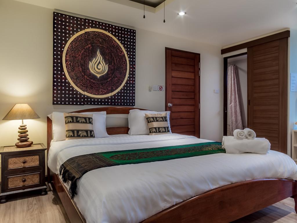 Hotel At Naiharn Boutique Hotel