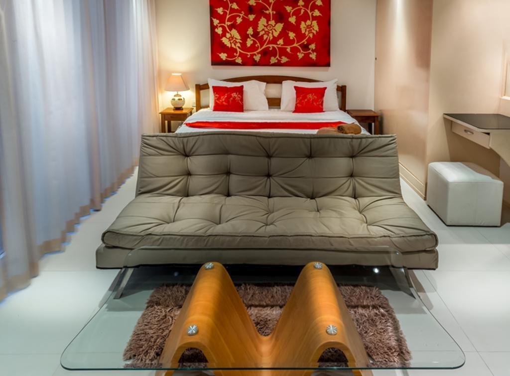 Hotel At Naiharn Boutique Hotel 3*