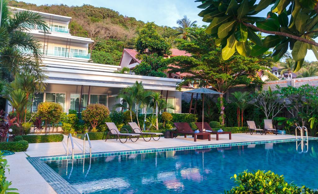 Villa Davina Homes