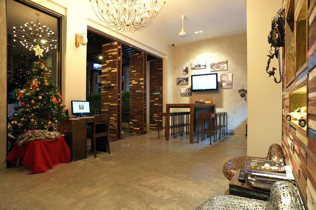 Hotel The Album Patong