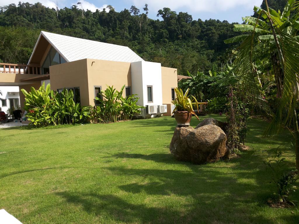 Sakoo Valley Naithon Villa