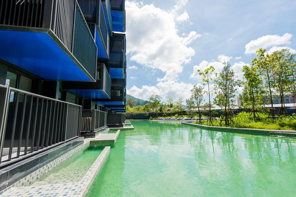 The Deck Modern Resort Phuket *