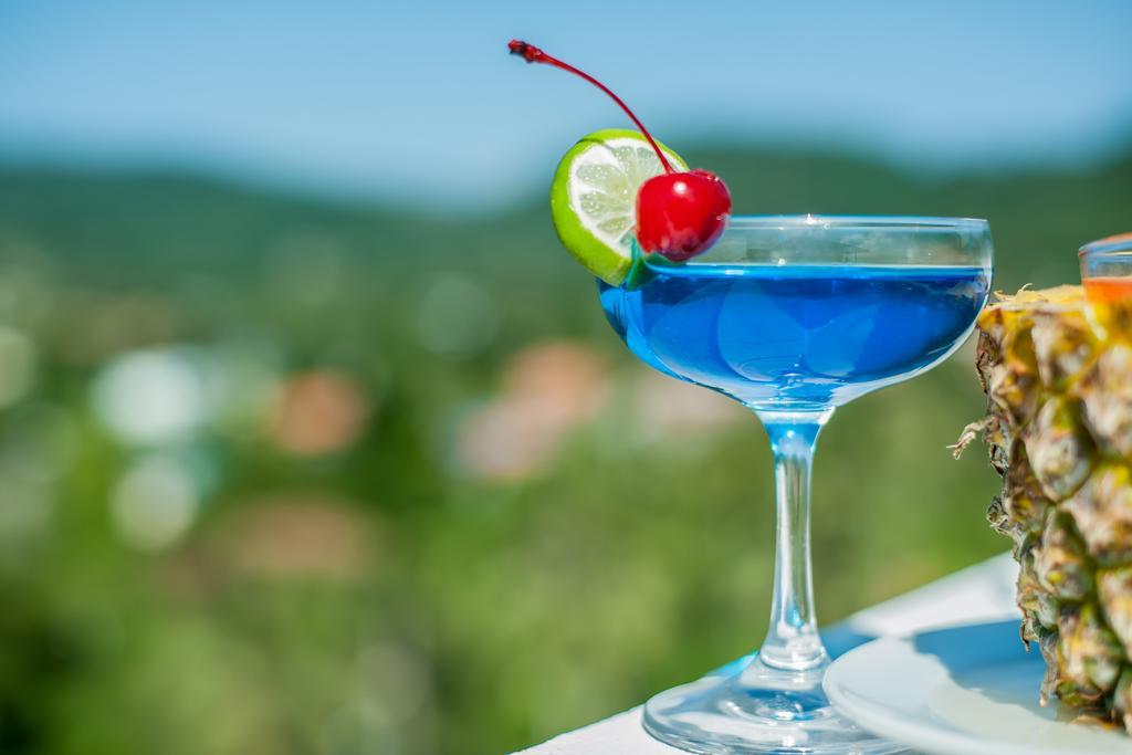 Hotel Grand Nai Harn Suites 4*