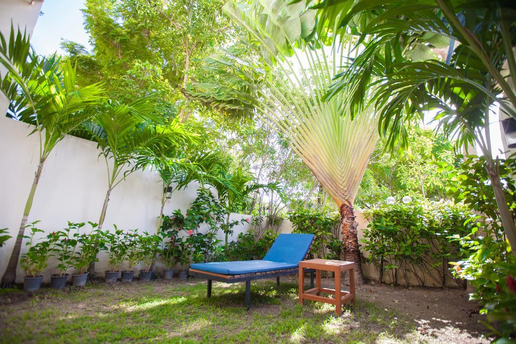 Chalong Beach Hotel Phuket 3* Phuket