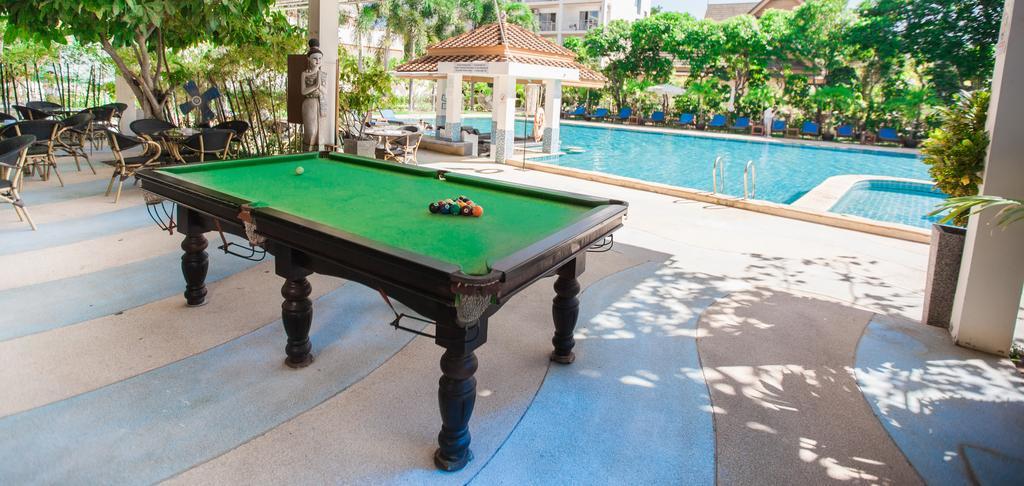 Resort Chalong Beach Hotel Phuket
