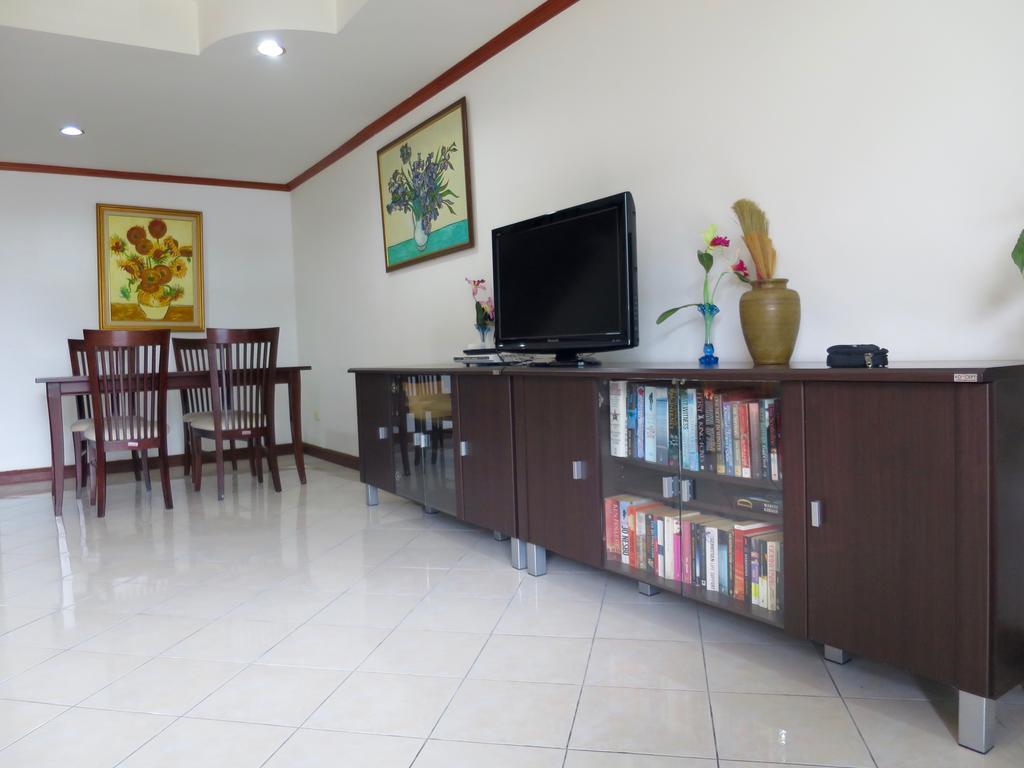 Blue Sky By Holiplanet Holiday home Patong