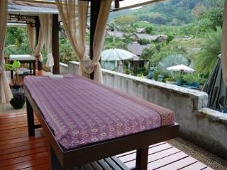 Thai Modern & 